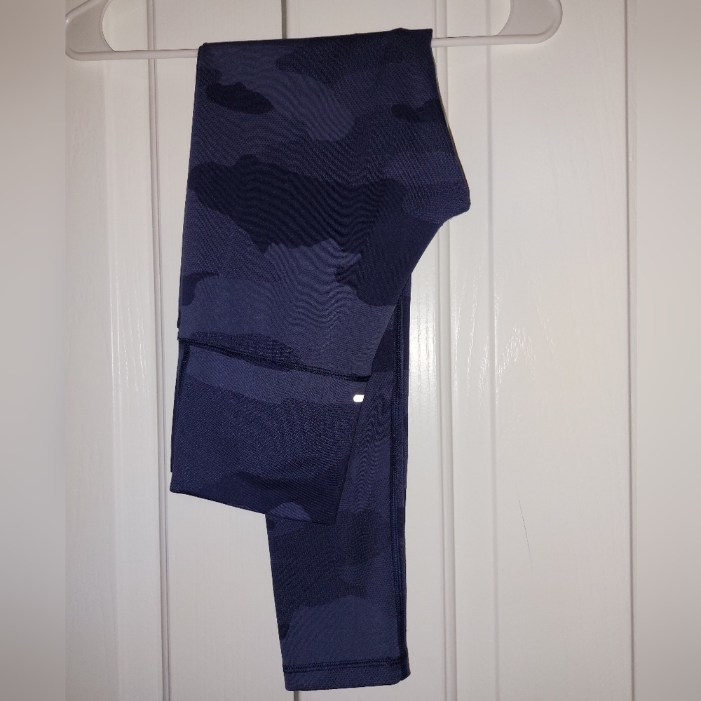Aerie Leggings army print